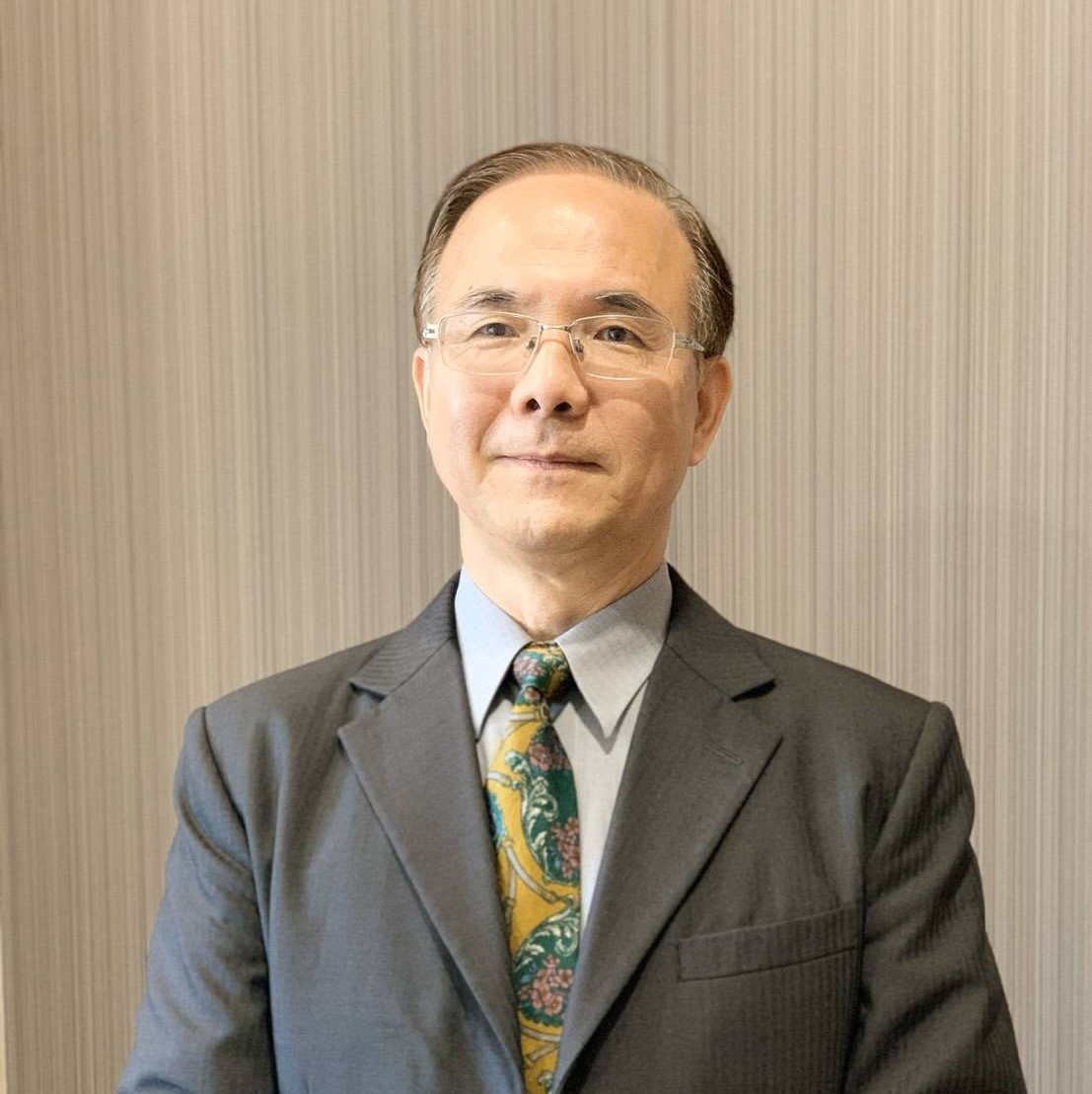 律師